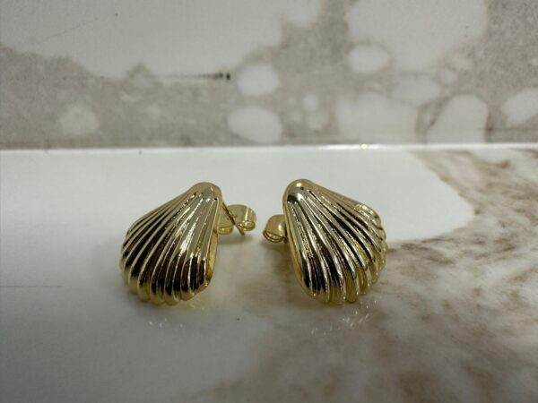 Elevate Your Style with Gold-Plated Seashell Earrings